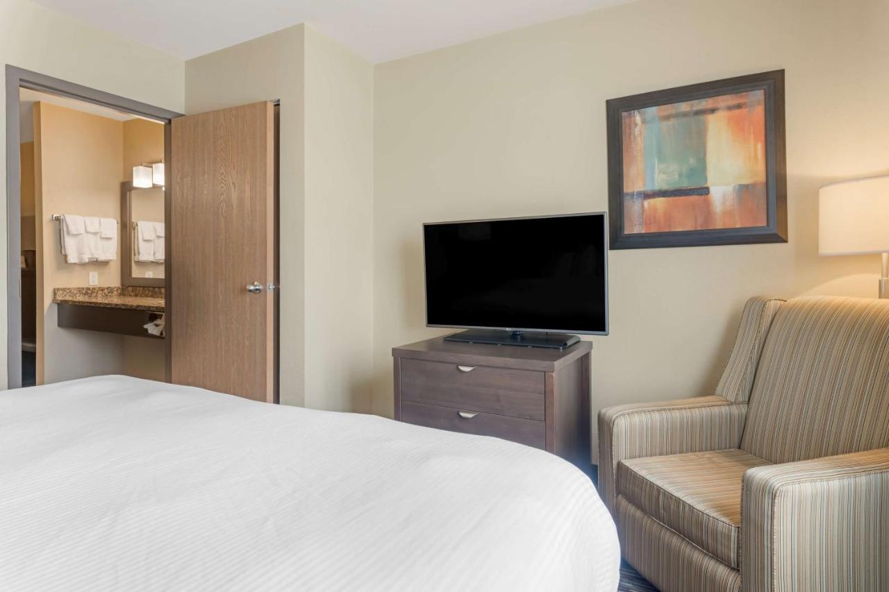 Best Western Plus Saint John Hotel & Suites Zewnętrze zdjęcie