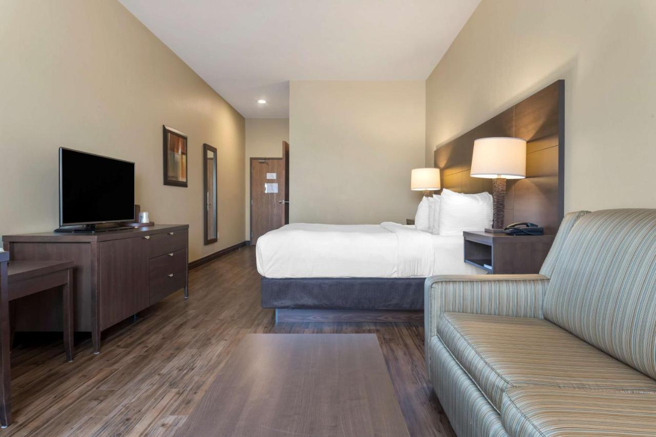 Best Western Plus Saint John Hotel & Suites Zewnętrze zdjęcie