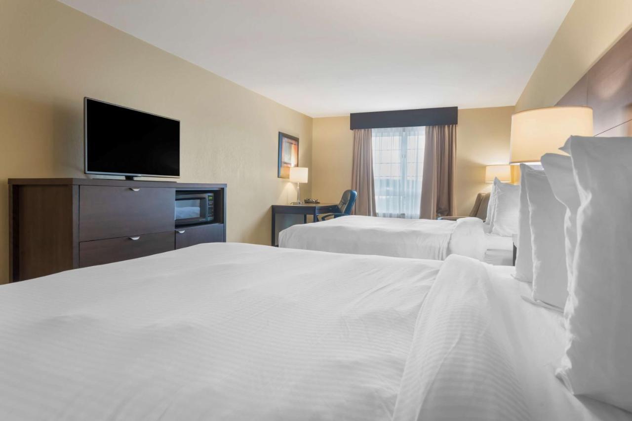 Best Western Plus Saint John Hotel & Suites Zewnętrze zdjęcie